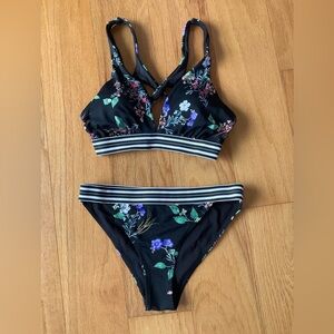 Athleta Gold Coast Bikini Top Racer Back and Banded Bottom Black XS